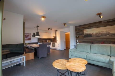 Apartment | Living room