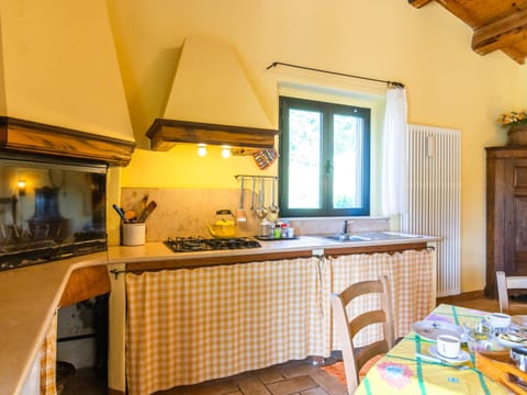 House | Private kitchen | Highchair