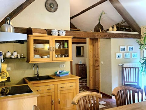 House | Private kitchen | Highchair