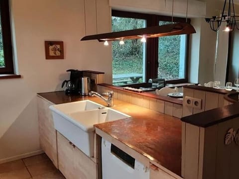 House | Private kitchen | Highchair