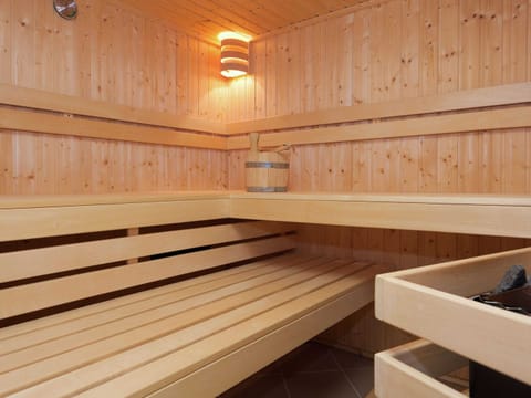 Apartment | Bathroom | Towels