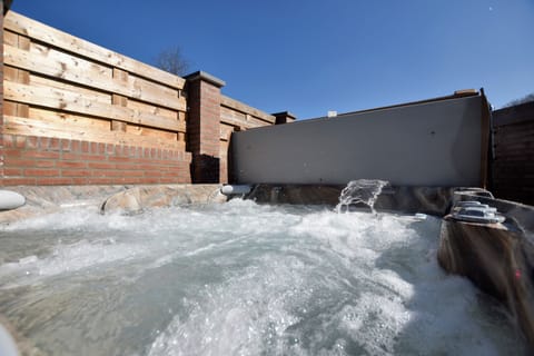 House | Spa treatment