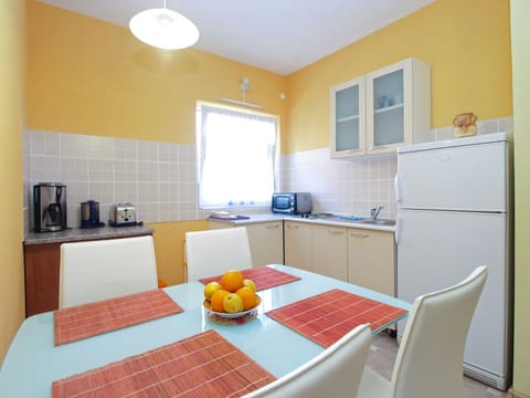 Standard Apartment, 1 Bedroom (22224) | Private kitchen | Fridge, stovetop, espresso maker, coffee/tea maker