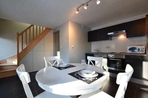 House | Dining
