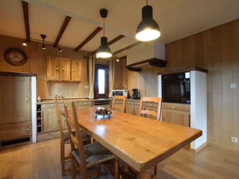 Chalet | Private kitchen | Highchair