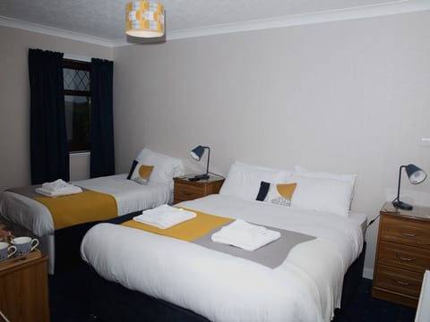 Family Triple Room, Ensuite