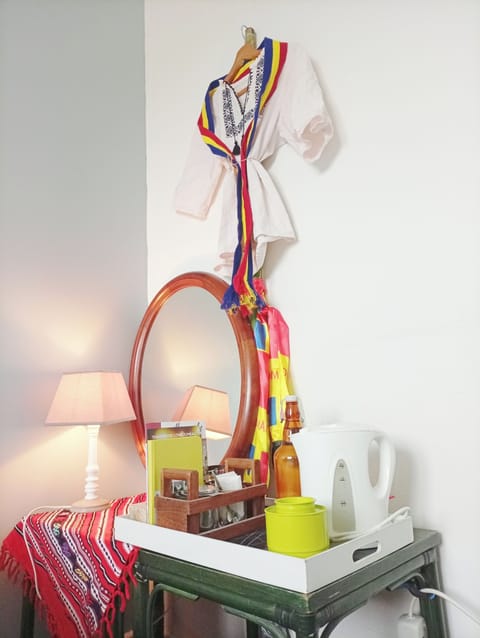 Book A Rest - Traditional Double Room | Laptop workspace, soundproofing, free WiFi, bed sheets