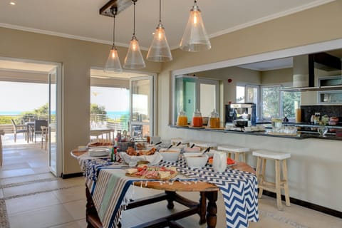 Free daily full breakfast