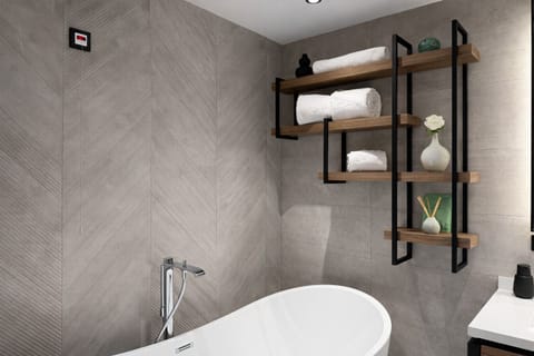 Presidential Suite | Bathroom | Free toiletries, bathrobes, slippers, towels