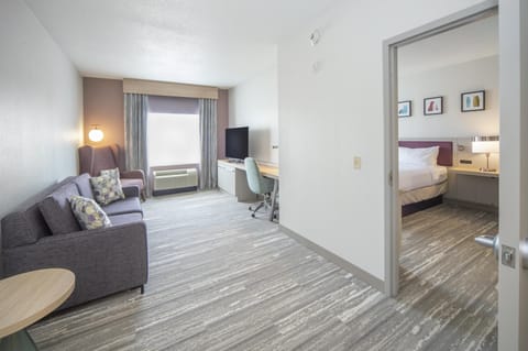 36-inch flat-screen TV with cable channels, TV