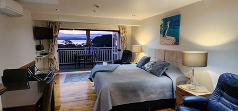 Deluxe Double or Twin Room | Premium bedding, in-room safe, individually decorated