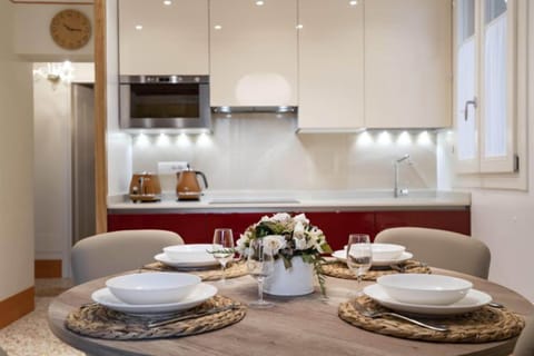 Apartment, 2 Bedrooms | Private kitchenette | Full-size fridge, microwave, oven, stovetop