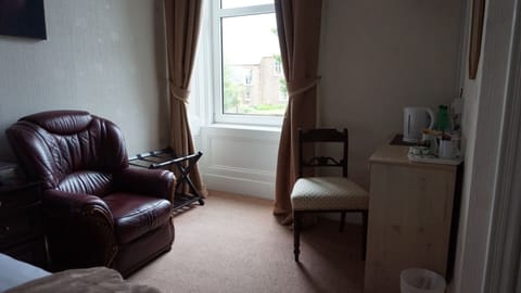 Superior Double or Twin Room | Individually decorated, individually furnished, desk, laptop workspace