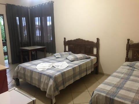 Minibar, free WiFi, bed sheets