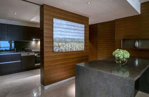 Panoramic Suite, Ocean View | Egyptian cotton sheets, premium bedding, free minibar items