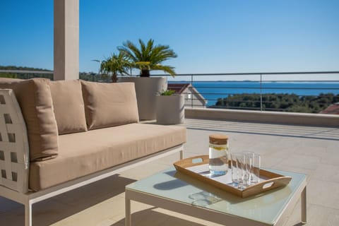 Villa, 4 Bedrooms | Balcony