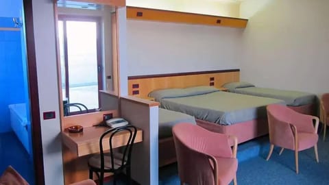 In-room safe, blackout drapes, soundproofing, free WiFi