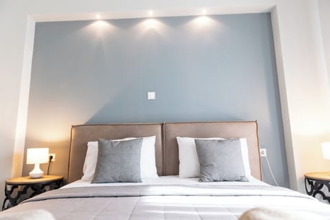 Superior Quadruple Room | In-room safe, free WiFi, bed sheets