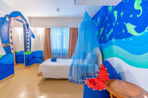 Family Room, 2 Bedrooms (Free Beer - Welcome Drink) | Minibar, in-room safe, iron/ironing board (on request), WiFi (free)