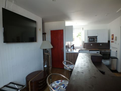 Superior Apartment, Sea View (Enez Aval) | Private kitchen