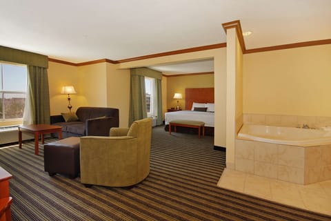 Suite, 1 King Bed, Jetted Tub, Ocean View | Desk, iron/ironing board, WiFi (surcharge), alarm clocks
