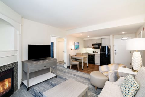 Pillowtop beds, desk, laptop workspace, iron/ironing board