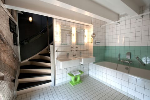 Double Room, Tower (reservoir) | Bathroom | Rainfall showerhead, hair dryer, towels