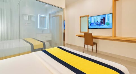 Comfort Double Room | Minibar, desk, laptop workspace, blackout drapes
