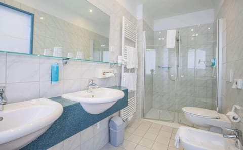 Free toiletries, hair dryer, towels