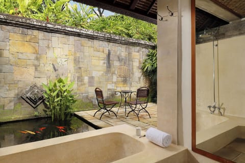 Suite, Terrace | Bathroom | Separate tub and shower, deep soaking tub, rainfall showerhead