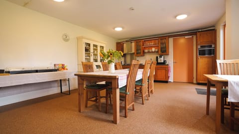 Shared fridge, microwave, oven, stovetop