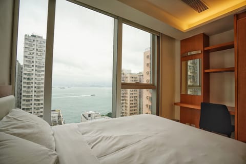 Two Bed Room Premier | Blackout drapes, WiFi (free), bed sheets