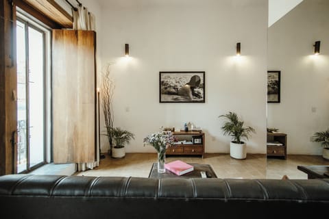 SIN SUITE | Premium bedding, memory foam beds, in-room safe, individually decorated