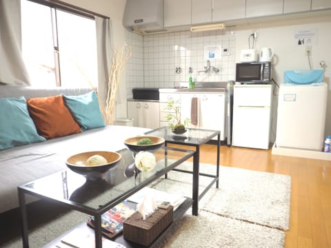 Holiday Home | In-room dining