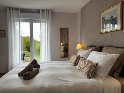 Standard Double Room | Blackout drapes, soundproofing, free WiFi, bed sheets