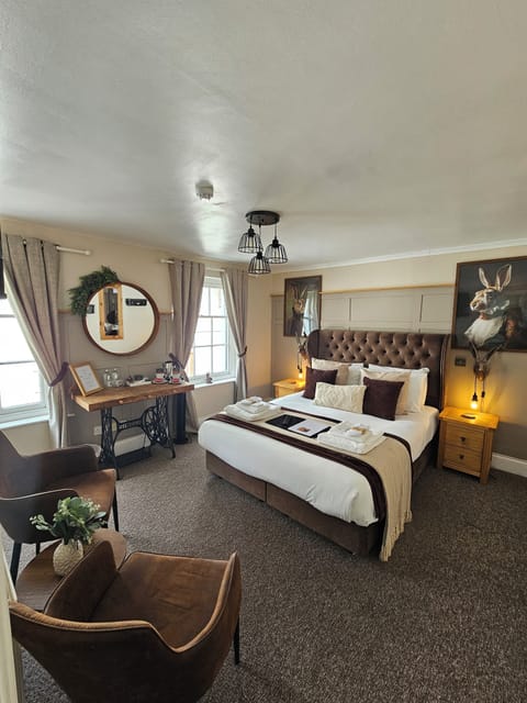 Double Room (Hares Warren) | Soundproofing, free WiFi