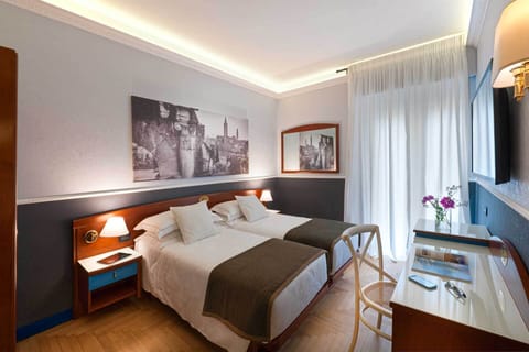 Standard Double or Twin Room | Minibar, desk, soundproofing, free WiFi