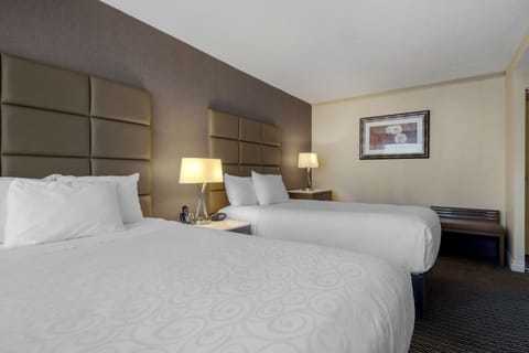 1 bedroom, hypo-allergenic bedding, in-room safe, desk