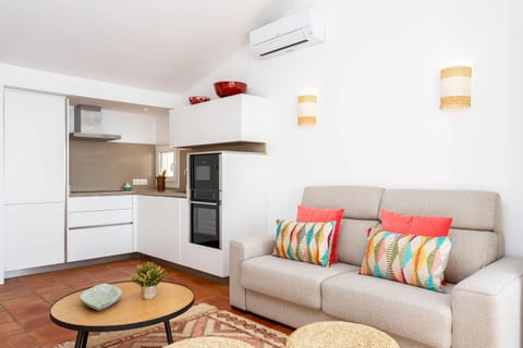 House (1 Bedroom) | Interior