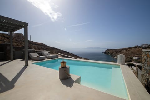 Private pool