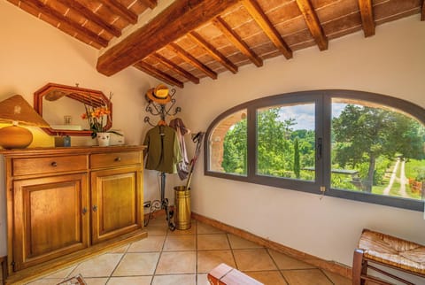 Villa, 6 Bedrooms, Smoking, Private Pool | Interior