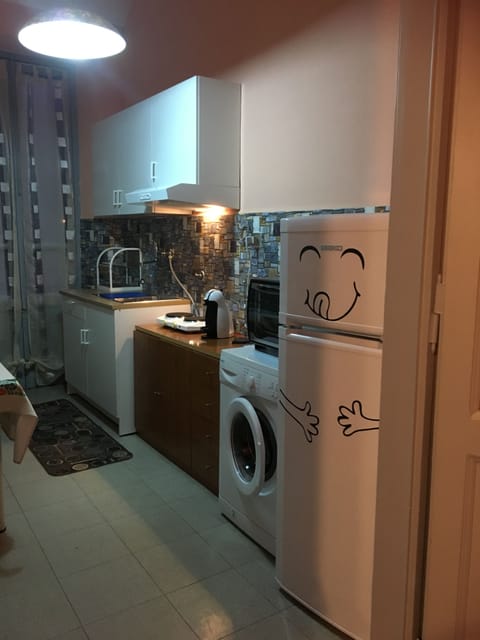 Apartment, 2 Bedrooms, Balcony, City View | Interior