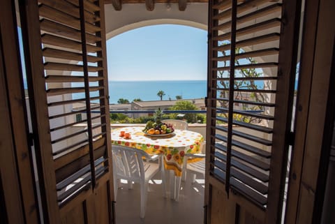 Apartment, 1 Bedroom, Smoking, Balcony | Balcony