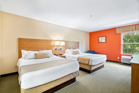 Free WiFi, bed sheets, alarm clocks