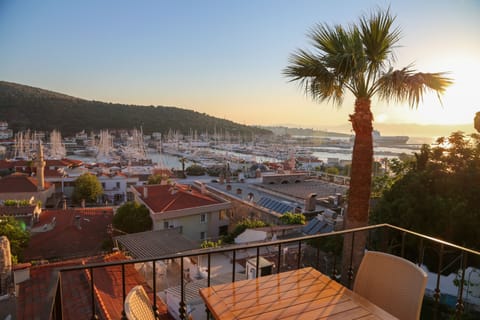 Deluxe Double Room, Balcony, Marina View | Premium bedding, minibar, individually decorated, soundproofing
