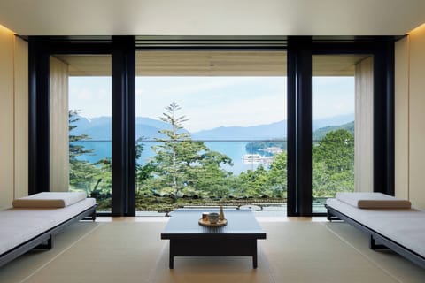 Suite, 1 King Bed, Balcony, Lake View (Balcony) | Premium bedding, minibar, in-room safe, laptop workspace