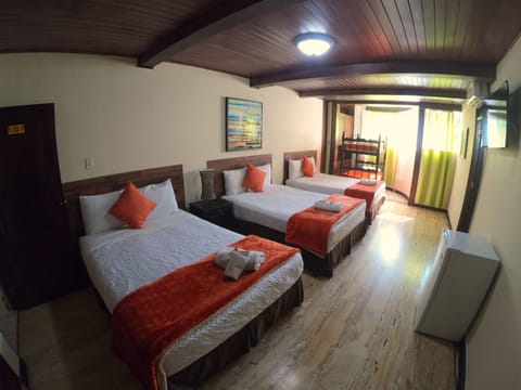 Family Room | Premium bedding, down comforters, minibar, individually decorated