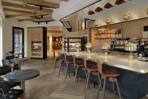 Coffee shop