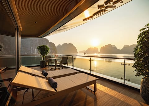 Honeymoon Suite Sea View with Terrace | Terrace/patio