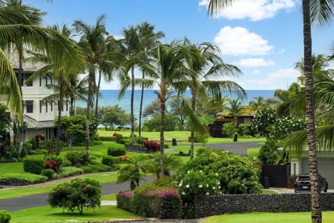Condo, Multiple Beds, Partial Ocean View (Vista Waikoloa B206) | Property grounds